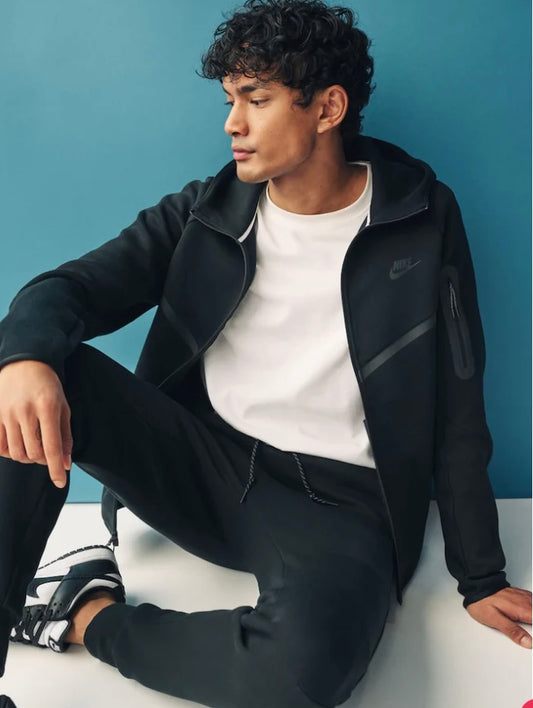 NIKE TECH FLEECE TRACKSUIT COMBO SET (JACKET AND PANTS) - BLACK